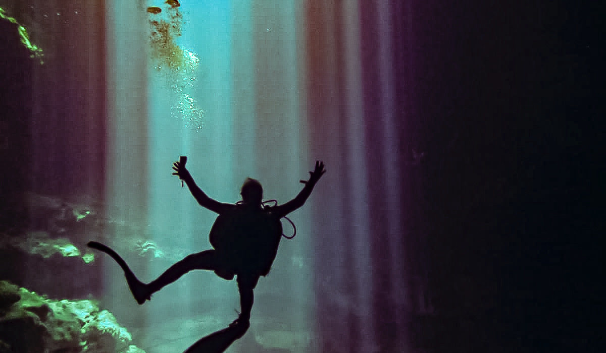 The pit cenote dive