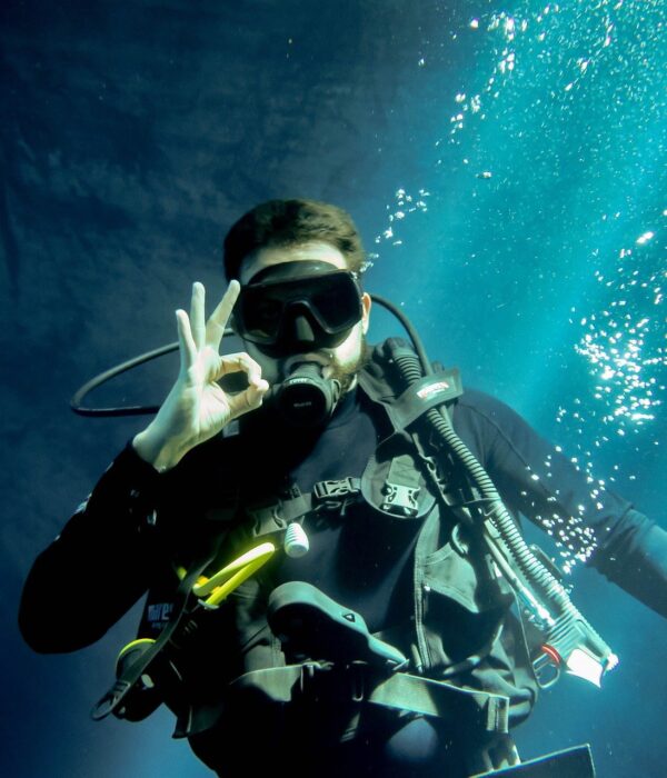The pit dive