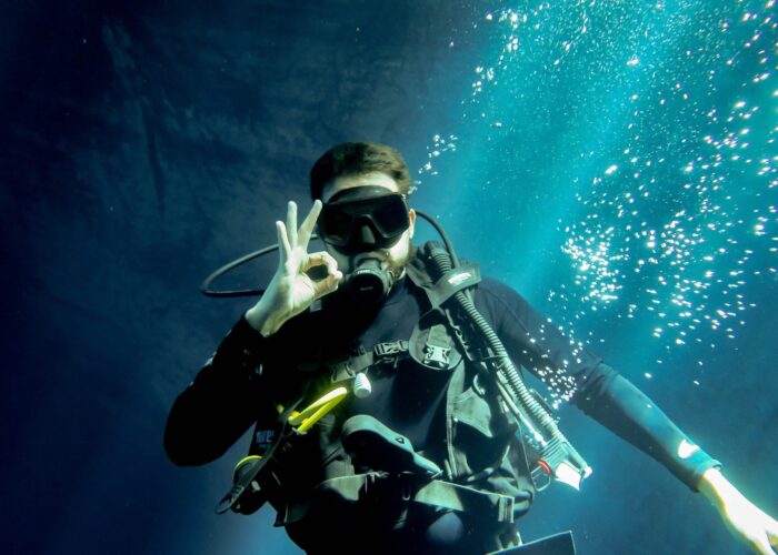 The pit dive